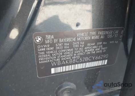 2011 BMW 750Li z USA, uszkodzony, nr VIN WBAKB8C52BCY66290